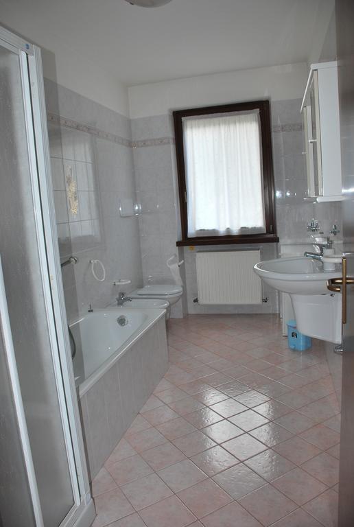 Appartamenti Stanga Ivo Tenno Ruang foto